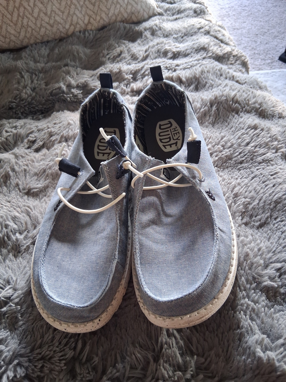 Hey Dude Wally Canvas Slip-On Shoes in Light Gray Womens Size 8